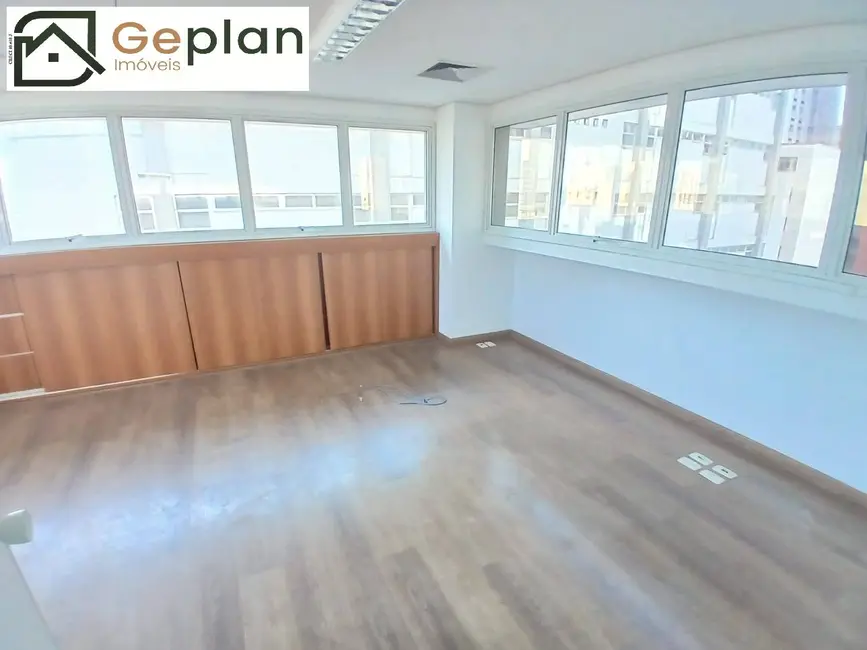 Foto 3 de Sala Comercial para alugar, 104m2 em Jardim Paulista, São Paulo - SP