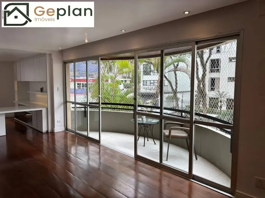 Apartamento com 4 quartos à venda e para alugar, 138m2 em Aclimação, São Paulo - SP - imagem 9 Foto 9 de Apartamento com 4 quartos à venda e para alugar, 138m2 em Aclimação, São Paulo - SP