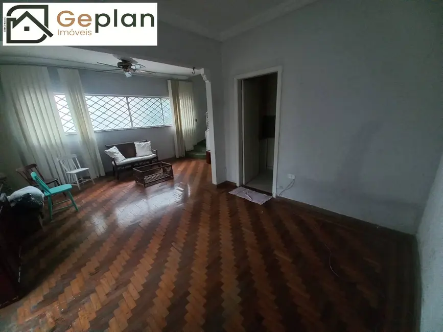 Casa com 2 quartos à venda, 160m2 em Cambuci, São Paulo - SP - imagem 2 Foto 2 de Casa com 2 quartos à venda, 160m2 em Cambuci, São Paulo - SP