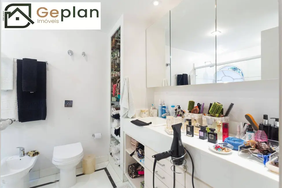 Foto 8 de Apartamento com 3 quartos à venda, 166m2 em Cerqueira César, São Paulo - SP