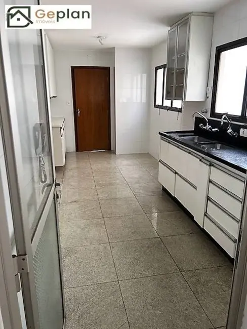 Apartamento com 3 quartos para alugar, 170m2 em Paraíso, São Paulo - SP - imagem 4 Foto 4 de Apartamento com 3 quartos para alugar, 170m2 em Paraíso, São Paulo - SP