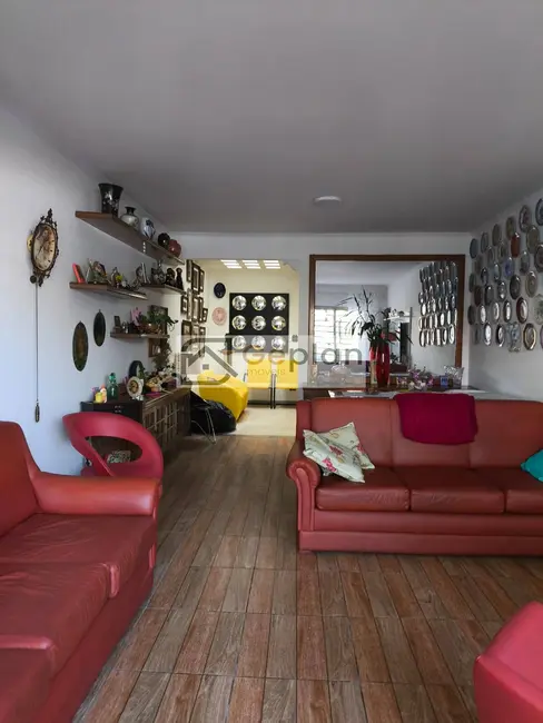 Foto 2 de Casa com 3 quartos à venda, 200m2 em Jardim da Glória, São Paulo - SP