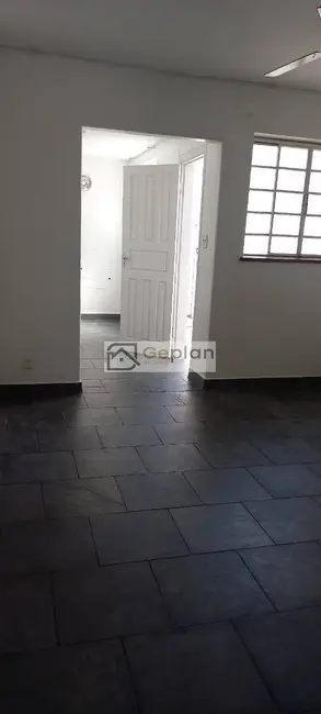 Casa com 2 quartos para alugar, 110m2 em Jardim da Glória, São Paulo - SP - imagem 1 Foto 1 de Casa com 2 quartos para alugar, 110m2 em Jardim da Glória, São Paulo - SP