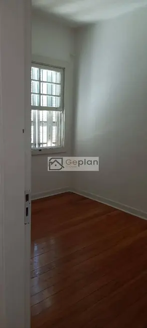 Casa com 2 quartos para alugar, 110m2 em Jardim da Glória, São Paulo - SP - imagem 8 Foto 8 de Casa com 2 quartos para alugar, 110m2 em Jardim da Glória, São Paulo - SP