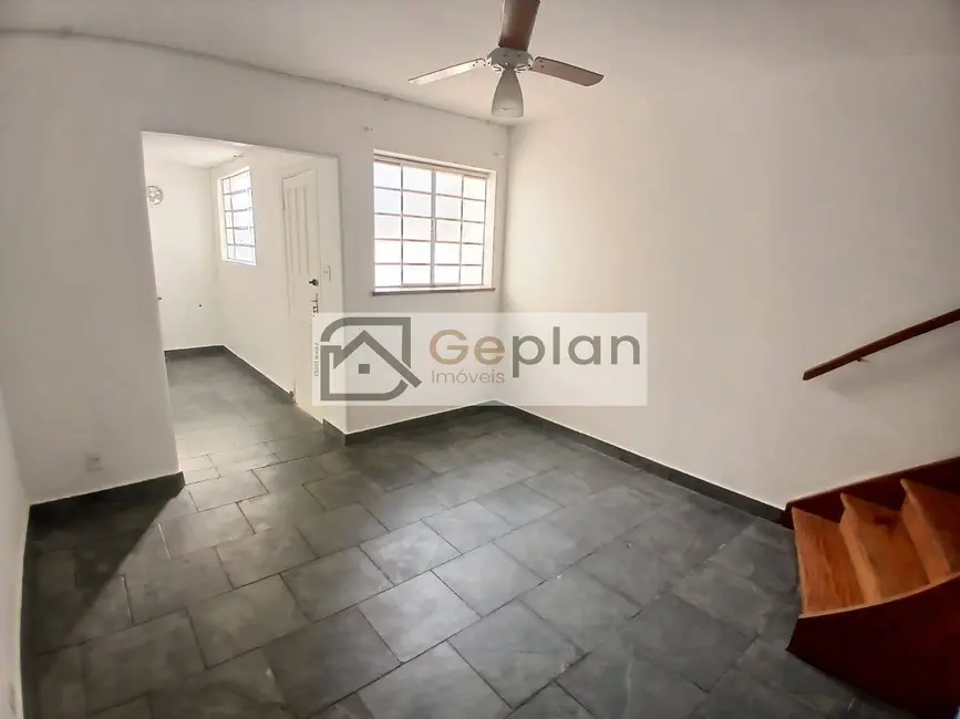 Casa com 2 quartos para alugar, 110m2 em Jardim da Glória, São Paulo - SP - imagem 8 Foto 8 de Casa com 2 quartos para alugar, 110m2 em Jardim da Glória, São Paulo - SP