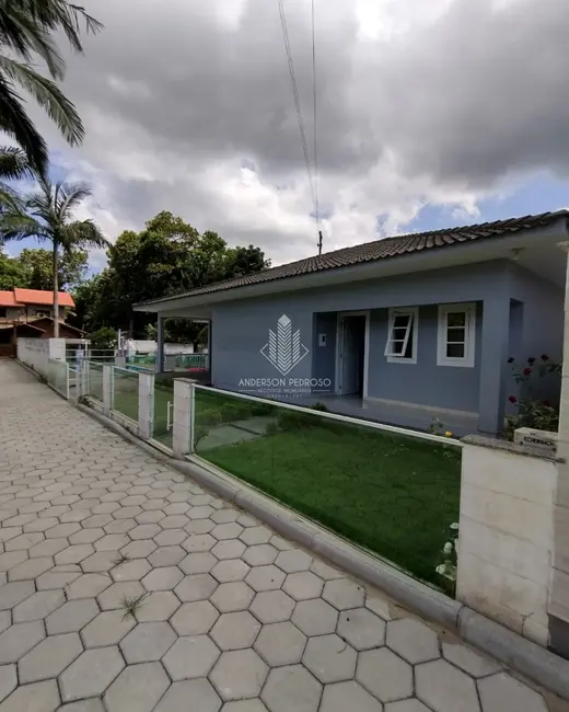 Foto 1 de Casa com 3 quartos à venda, 100m2 em Centro, Santo Amaro Da Imperatriz - SC