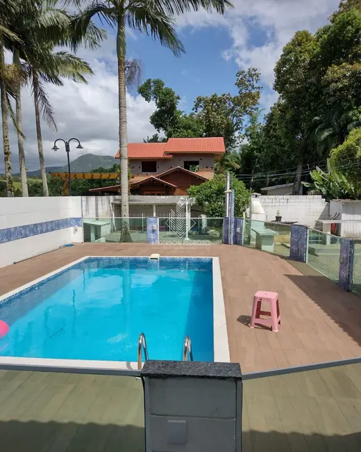 Foto 2 de Casa com 3 quartos à venda, 100m2 em Centro, Santo Amaro Da Imperatriz - SC
