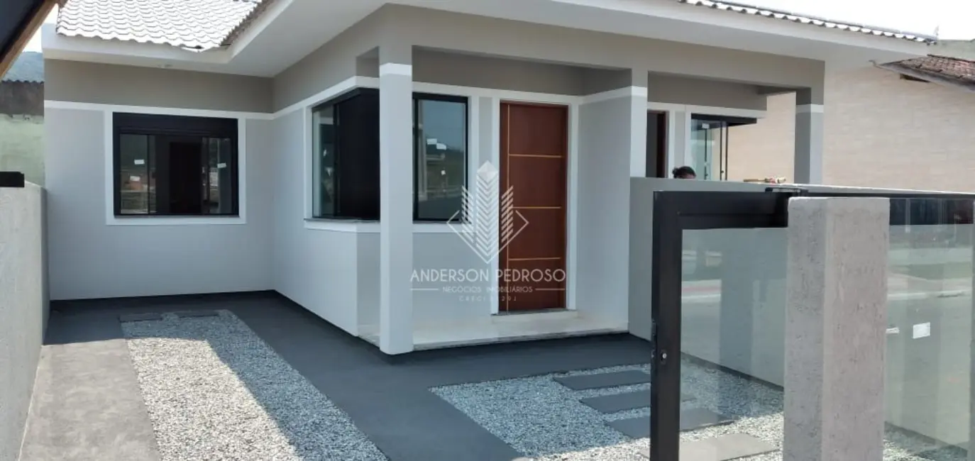 Foto 3 de Casa com 2 quartos à venda, 50m2 em Madri, Palhoca - SC