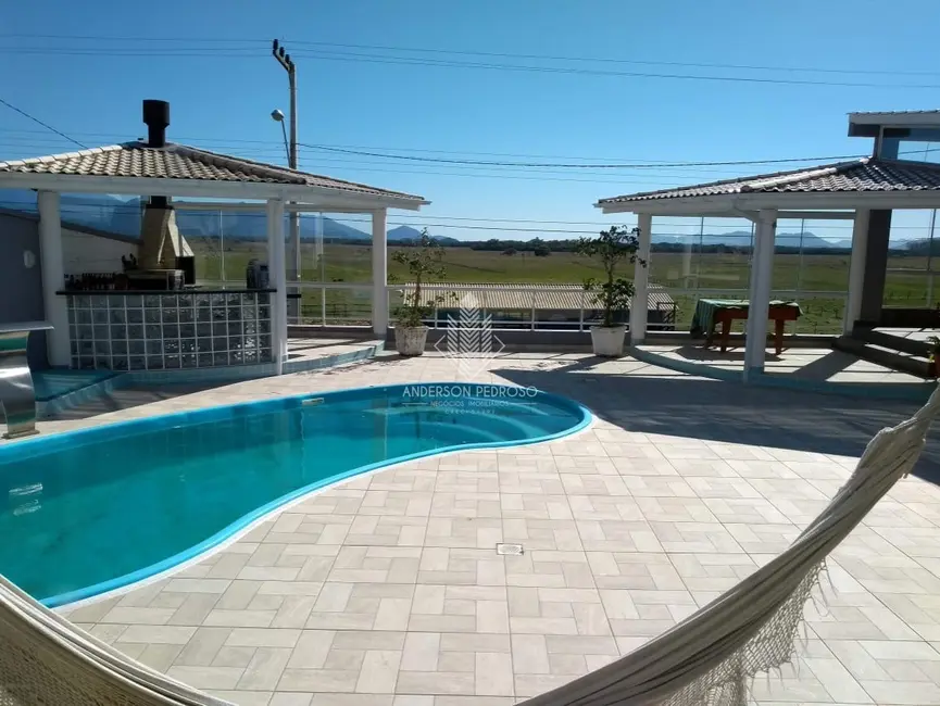 Foto 5 de Casa com 5 quartos à venda, 250m2 em Centro, Garopaba - SC