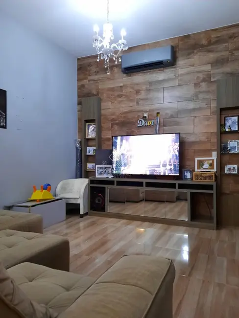 Foto 9 de Casa com 5 quartos à venda, 250m2 em Centro, Garopaba - SC