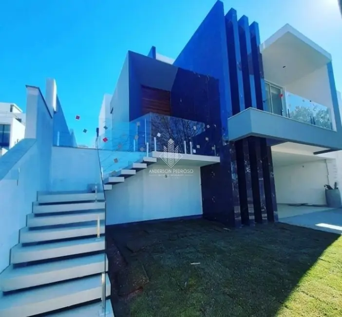 Foto 3 de Casa com 3 quartos à venda, 240m2 em Pedra Branca, Palhoca - SC