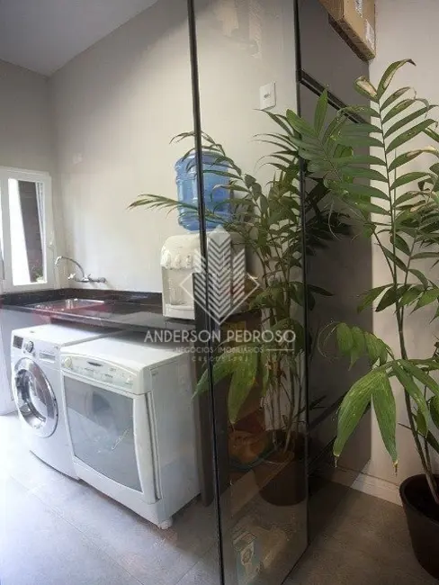 Foto 9 de Casa com 3 quartos à venda, 230m2 em Itacorubi, Florianopolis - SC