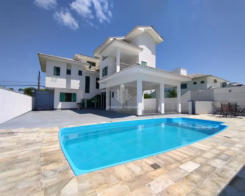 Foto 3 de Casa com 3 quartos à venda, 245m2 em Pedra Branca, Palhoca - SC