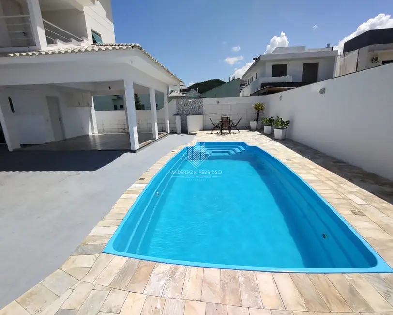 Foto 4 de Casa com 3 quartos à venda, 245m2 em Pedra Branca, Palhoca - SC