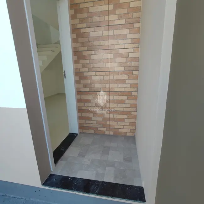 Casa com 2 quartos à venda, 68m2 em Serraria, Sao Jose - SC - imagem 3 Foto 3 de Casa com 2 quartos à venda, 68m2 em Serraria, Sao Jose - SC