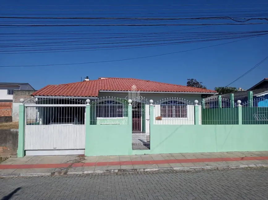 Foto 1 de Casa com 3 quartos à venda, 300m2 em Passa Vinte, Palhoca - SC