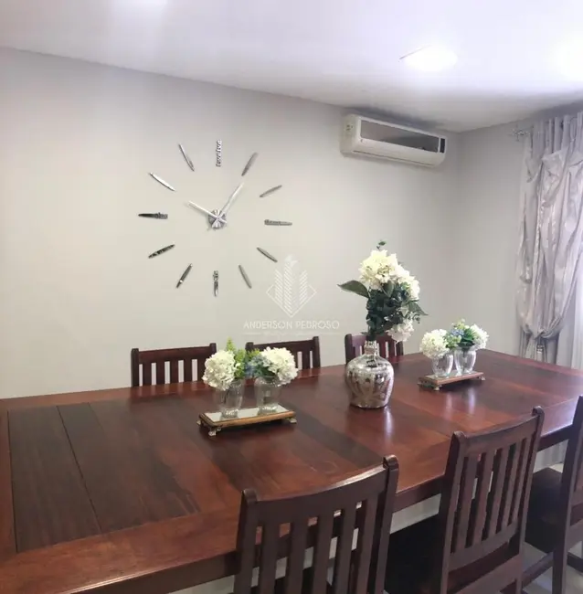 Casa com 3 quartos à venda, 100m2 em Madri, Palhoca - SC - imagem 8 Foto 8 de Casa com 3 quartos à venda, 100m2 em Madri, Palhoca - SC