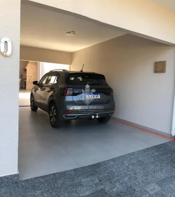 Casa com 3 quartos à venda, 100m2 em Madri, Palhoca - SC - imagem 9 Foto 9 de Casa com 3 quartos à venda, 100m2 em Madri, Palhoca - SC