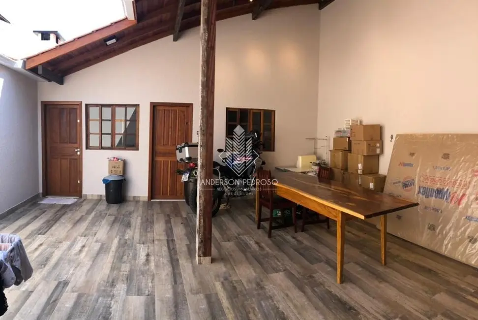 Casa com 3 quartos à venda, 100m2 em Madri, Palhoca - SC - imagem 6 Foto 6 de Casa com 3 quartos à venda, 100m2 em Madri, Palhoca - SC