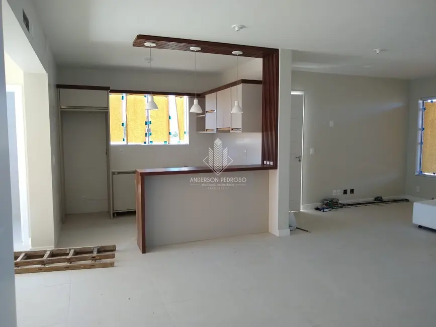 Foto 6 de Casa com 4 quartos à venda, 249m2 em Carianos, Florianopolis - SC