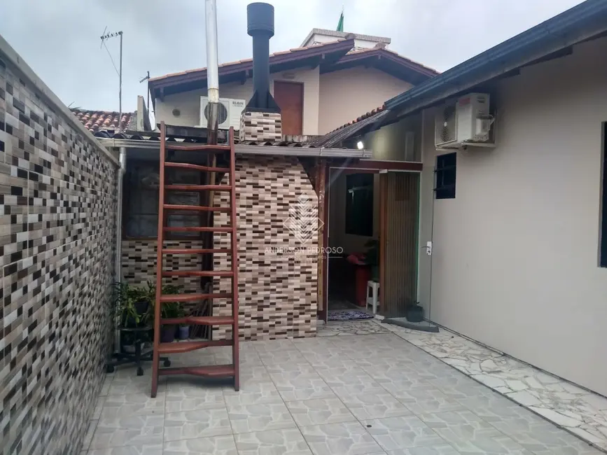 Foto 8 de Casa com 2 quartos à venda, 150m2 em Pachecos, Palhoca - SC