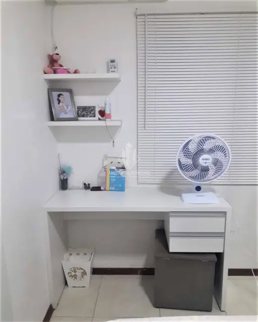 Foto 3 de Apartamento com 2 quartos à venda, 43m2 em Barra do Aririú, Palhoca - SC