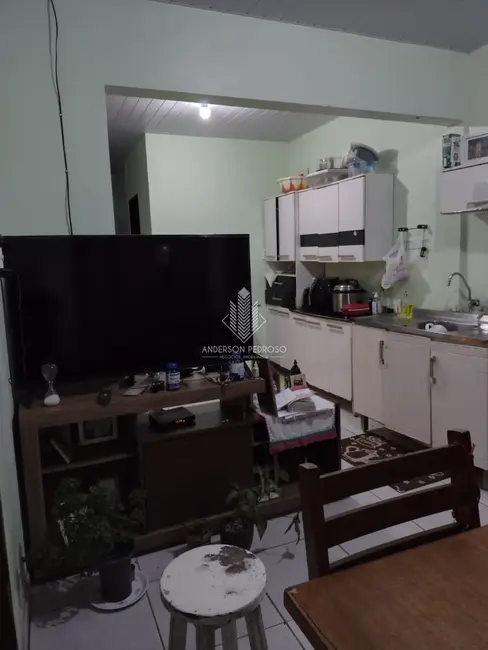 Casa com 3 quartos à venda, 48m2 em Barra do Aririú, Palhoca - SC - imagem 3 Foto 3 de Casa com 3 quartos à venda, 48m2 em Barra do Aririú, Palhoca - SC