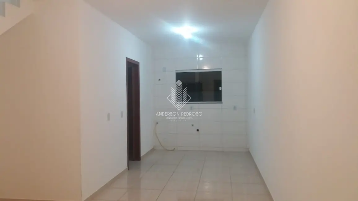 Foto 2 de Casa com 5 quartos à venda, 100m2 em Bela Vista, Palhoca - SC