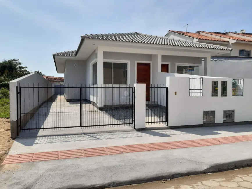 Foto 1 de Casa com 3 quartos à venda, 70m2 em Pachecos, Palhoca - SC