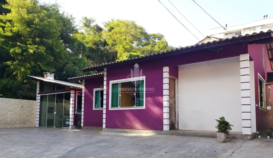 Foto 1 de Casa com 3 quartos à venda, 240m2 em Centro, Sao Jose - SC