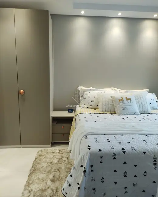 Foto 1 de Apartamento com 3 quartos à venda, 63m2 em Pagani, Palhoca - SC