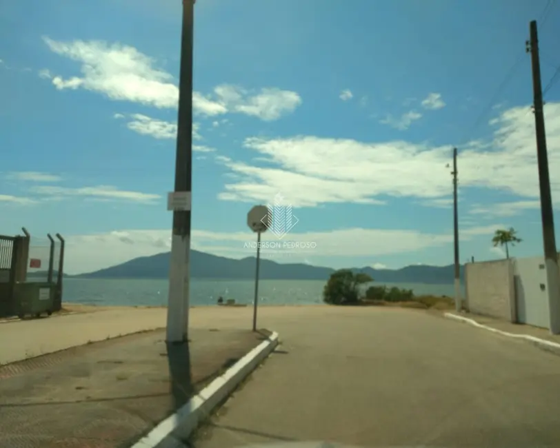 Foto 9 de Casa com 3 quartos à venda, 108m2 em Praia de Fora, Palhoca - SC