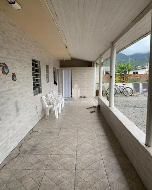 Foto 3 de Casa com 3 quartos à venda, 108m2 em Praia de Fora, Palhoca - SC