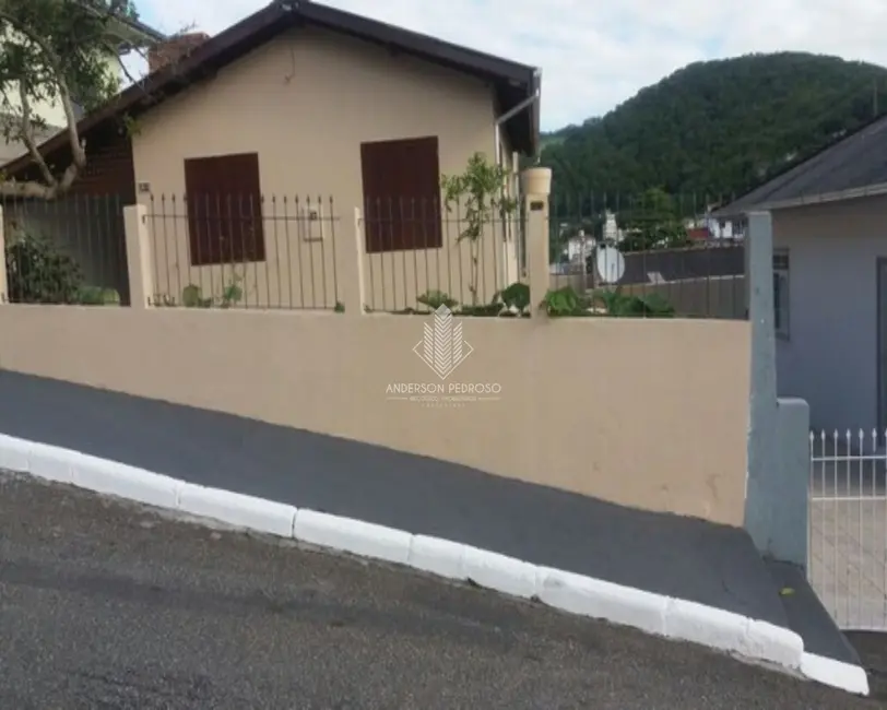 Foto 3 de Casa com 4 quartos à venda, 169m2 em Potecas, Sao Jose - SC