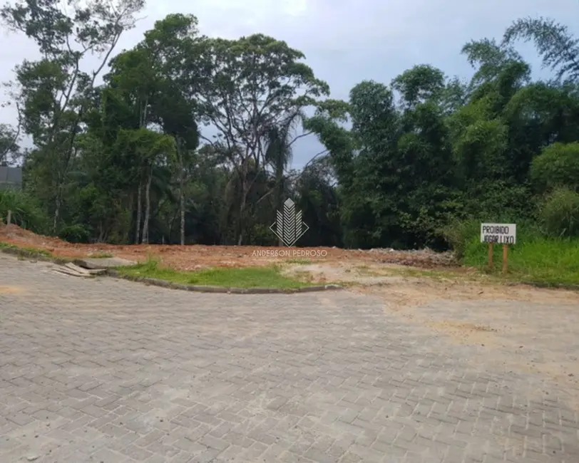 Foto 1 de Terreno / Lote à venda, 250m2 em Potecas, Sao Jose - SC