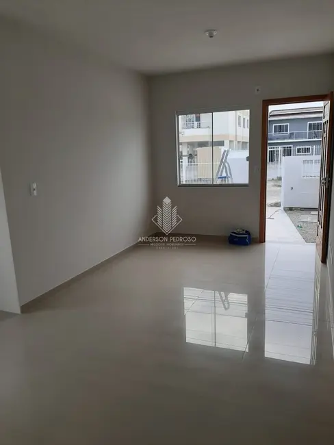 Foto 3 de Casa com 2 quartos à venda, 55m2 em Barra do Aririú, Palhoca - SC
