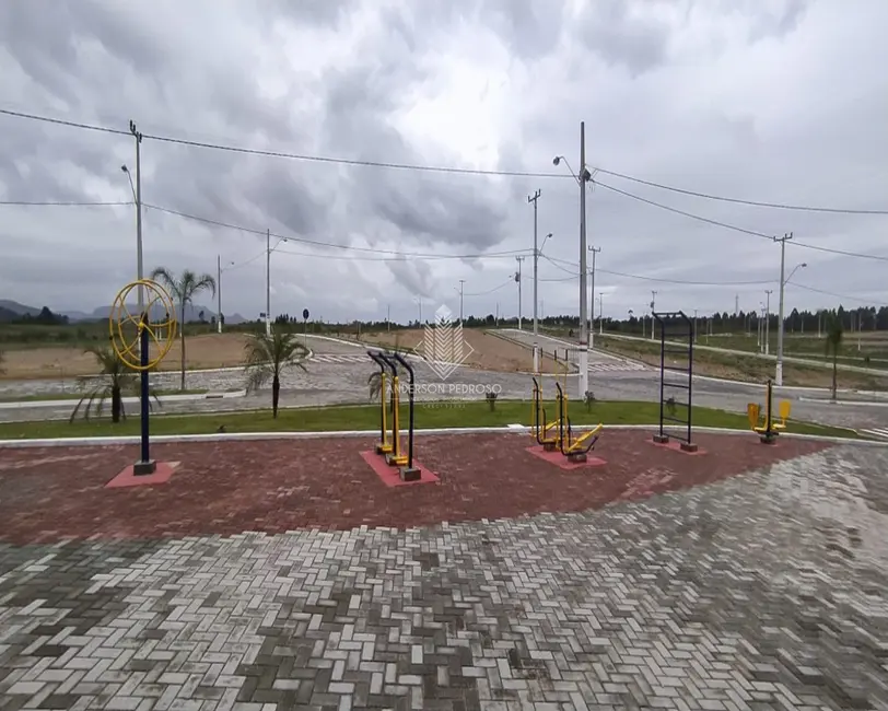 Foto 6 de Terreno / Lote à venda, 304m2 em Imbituba - SC