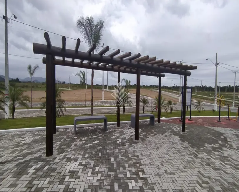 Foto 7 de Terreno / Lote à venda, 304m2 em Imbituba - SC