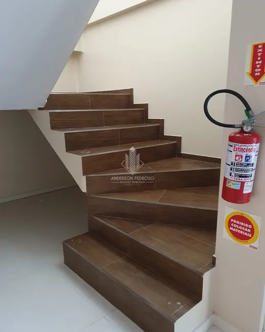 Foto 8 de Sala Comercial à venda, 99m2 em Estreito, Florianopolis - SC