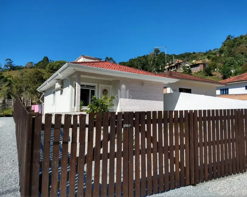 Foto 3 de Casa com 3 quartos à venda, 95m2 em Centro, Aguas Mornas - SC