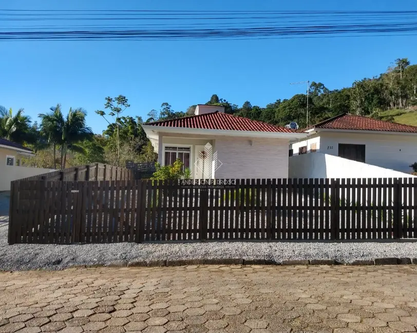 Foto 1 de Casa com 3 quartos à venda, 95m2 em Centro, Aguas Mornas - SC