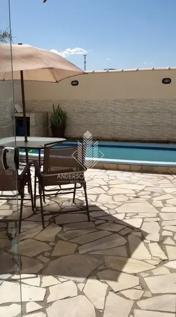 Foto 1 de Casa com 3 quartos à venda, 156m2 em Barreiros, Sao Jose - SC
