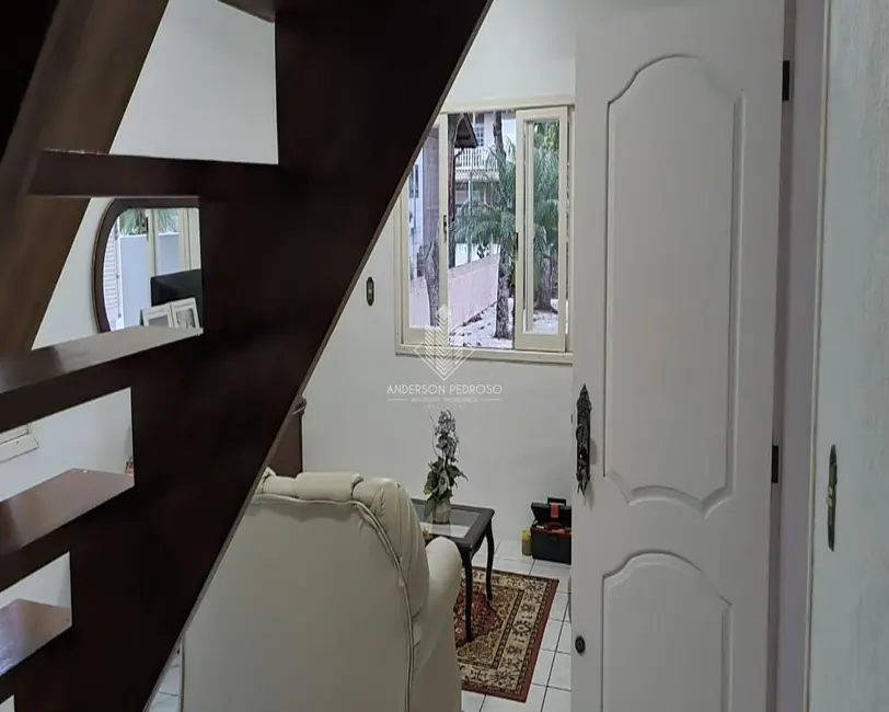 Foto 6 de Casa com 5 quartos à venda, 236m2 em Praia do Sonho (Ens Brito), Palhoca - SC