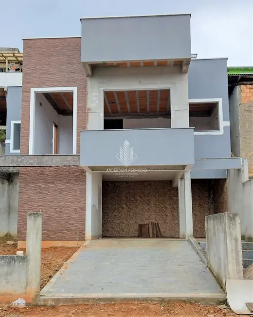 Foto 1 de Casa com 3 quartos à venda, 110m2 em São Sebastião, Palhoca - SC