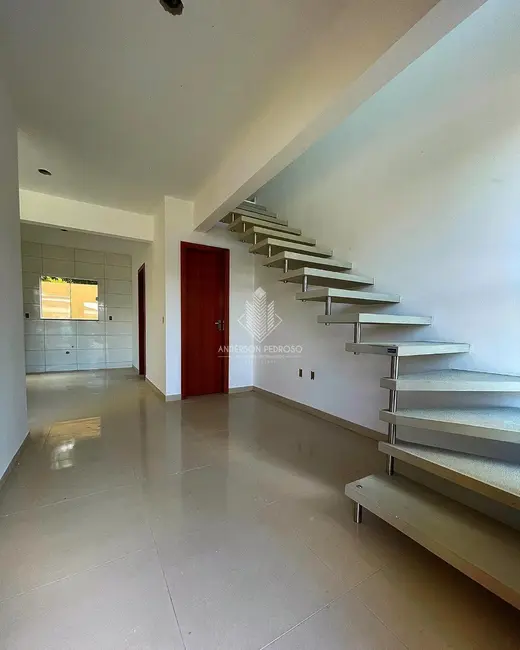 Casa com 2 quartos à venda, 64m2 em Aririú, Palhoca - SC - imagem 9 Foto 9 de Casa com 2 quartos à venda, 64m2 em Aririú, Palhoca - SC