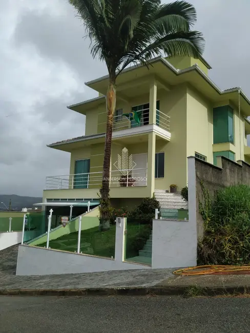 Foto 2 de Casa com 3 quartos à venda, 330m2 em Pedra Branca, Palhoca - SC