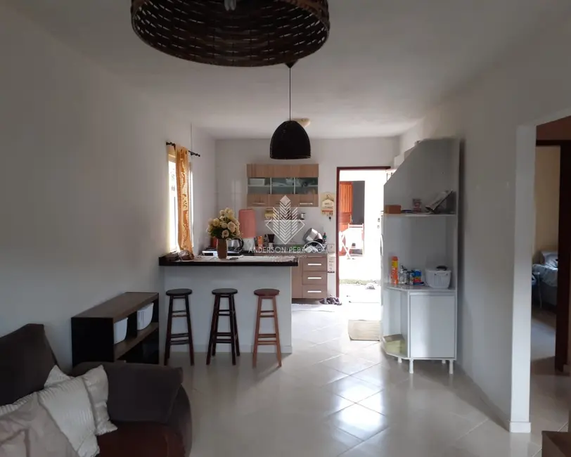 Foto 1 de Casa com 2 quartos à venda, 70m2 em São Sebastião, Palhoca - SC