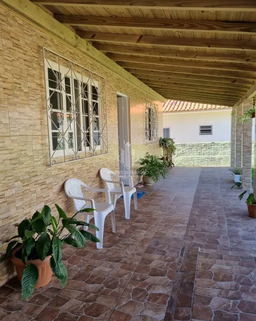 Casa com 3 quartos à venda, 112m2 em Serraria, Sao Jose - SC - imagem 4 Foto 4 de Casa com 3 quartos à venda, 112m2 em Serraria, Sao Jose - SC