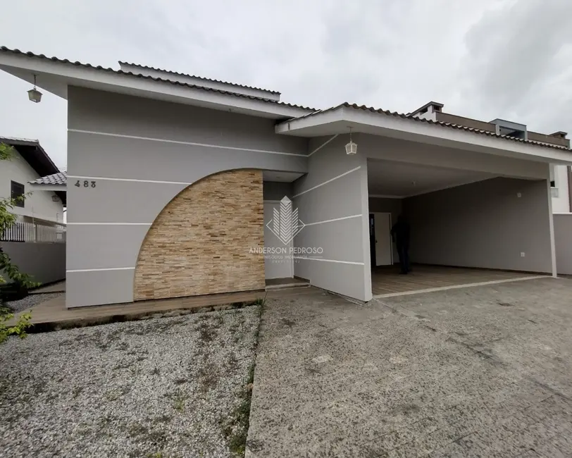 Foto 1 de Casa com 3 quartos à venda, 173m2 em Aririú, Palhoca - SC