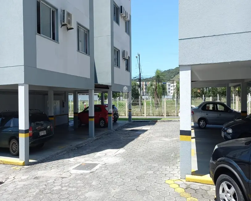 Foto 3 de Apartamento com 2 quartos à venda, 48m2 em Real Parque, Sao Jose - SC
